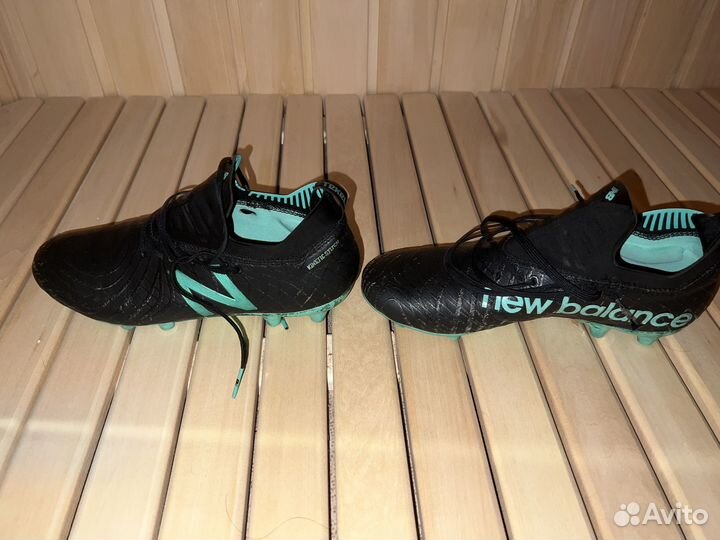 Бутсы new balance профессиональные