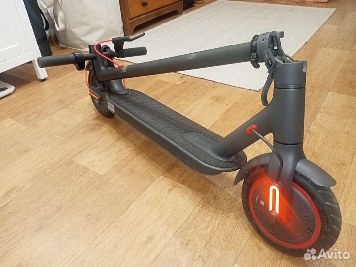 Электросамокат xiaomi m365 pro
