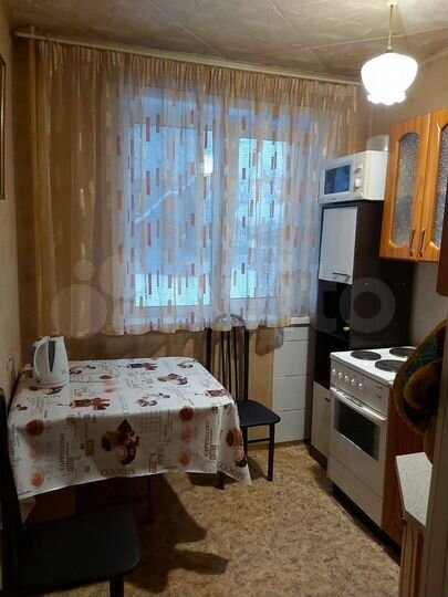 2-к. квартира, 50 м², 1/5 эт.