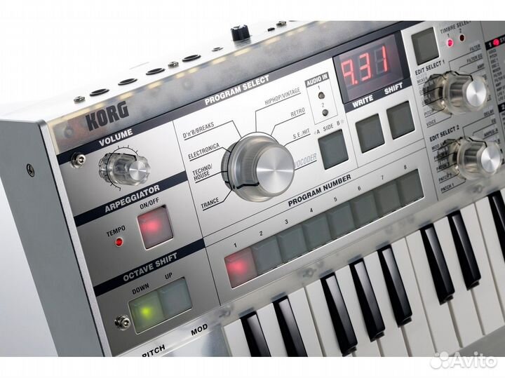 Korg microKorg Crystal синтезатор