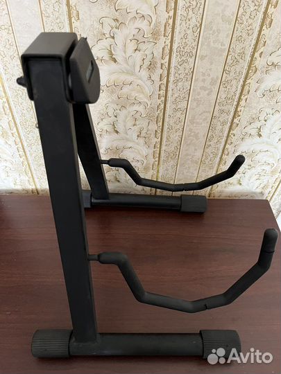 Гитарная стойка Quik Lok