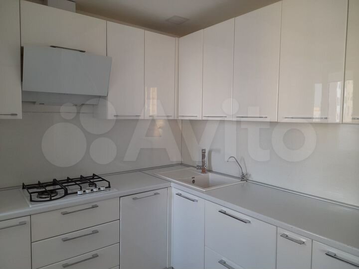 3-к. квартира, 80,7 м², 6/10 эт.