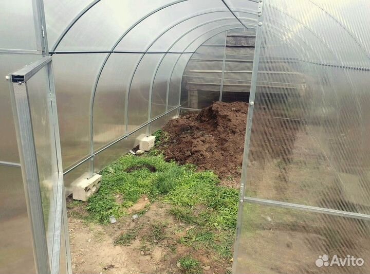 Теплица из поликарбоната