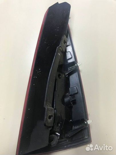 Фонарь задний левый дополнительный рест