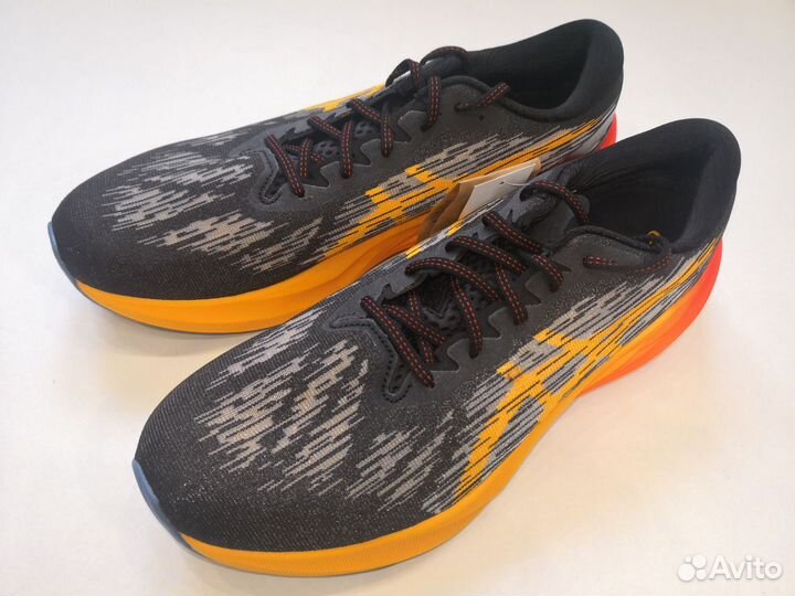 Asics Novablast 3 US14 31.0cm Оригинал из Европы