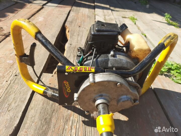 Мотоледобур