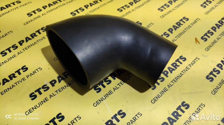 834/00666, Патрубок радиатора нижний, JCB