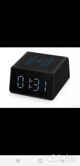 Беспроводная колонка с беспроводной зарядкойSentry