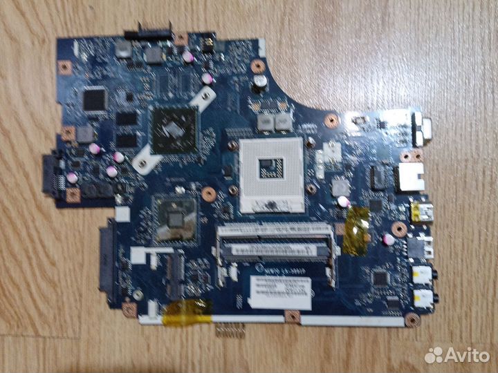 Перекати поле из различных проводов, шлейфов и тд