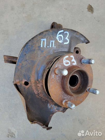 Поворотный кулак правый nissan almera n15