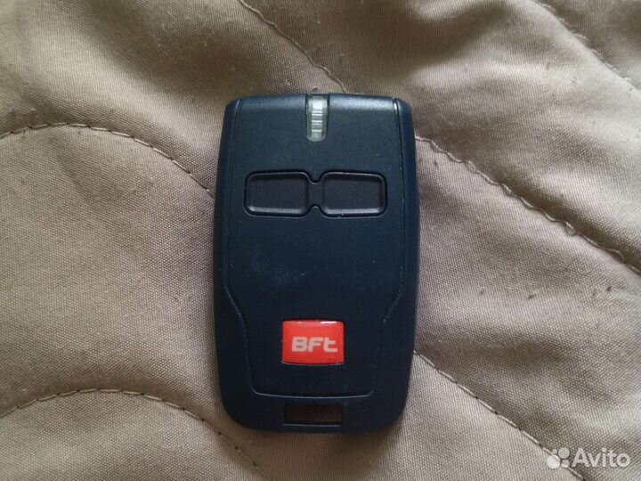 Пульт для шлагбаумов, ворот