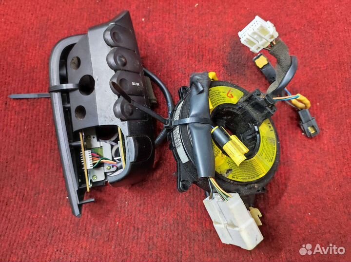 Кнопки на руль Ssang Yong Kyron Actyon Rexton 2