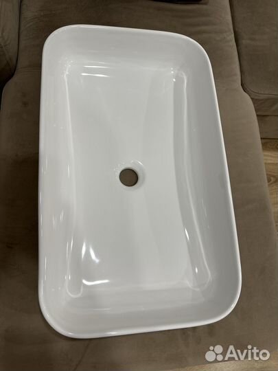 Раковина накладная