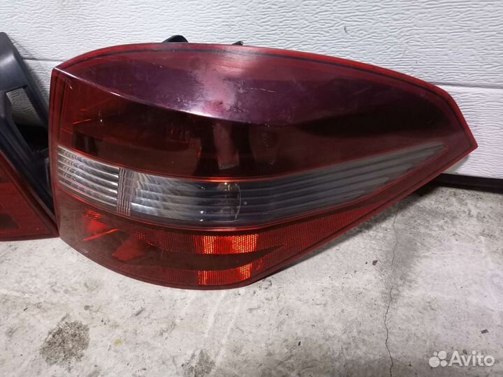 Фонари универсал Renault Laguna 3