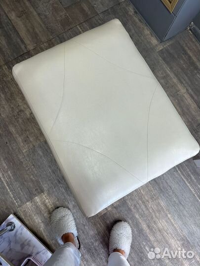 Банкетка пуфик