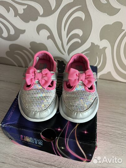 Кросовки для девочки Skechers