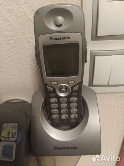 Телефон panasonic