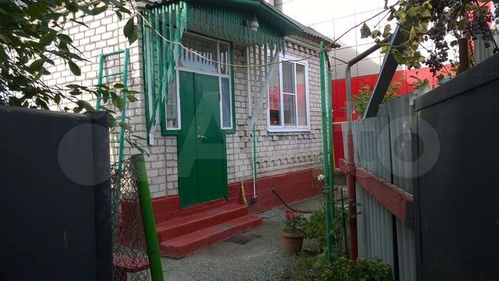 Дом 135 м² на участке 8 сот.