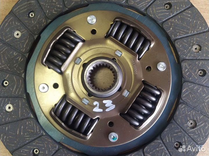 Диск сцепления mitsubishi pajero 2 6G72 12v