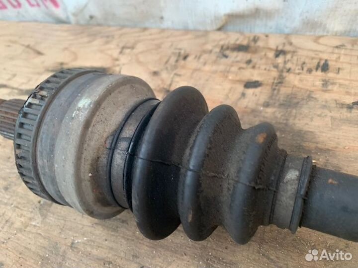 Привод левый Bmw 3-Series E90LCI N46B20 2010