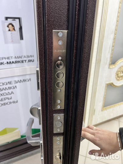 Дверь входная металлическая