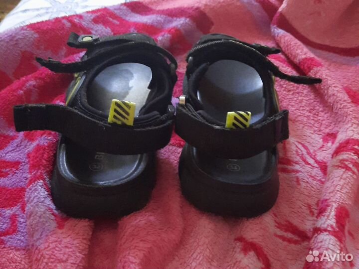 Босоножки для мальчика