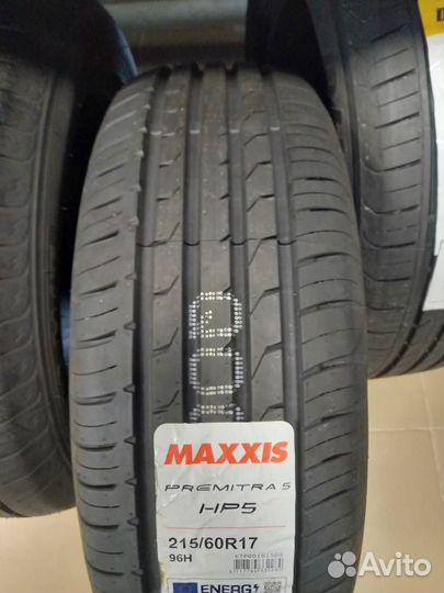 Kumho Crugen Premium KL33 215/60 R17 100V