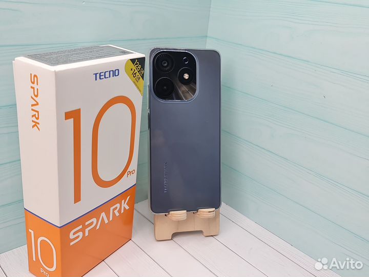 TECNO Spark 10 Pro, 8/128 ГБ