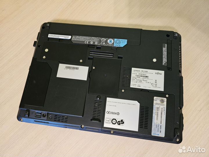 Ноутбук Fujitsu lifebook S761