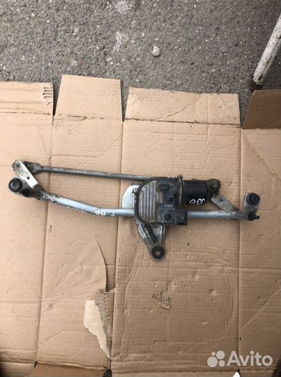 Трапеция дворников на Фольксваген пассат Б6