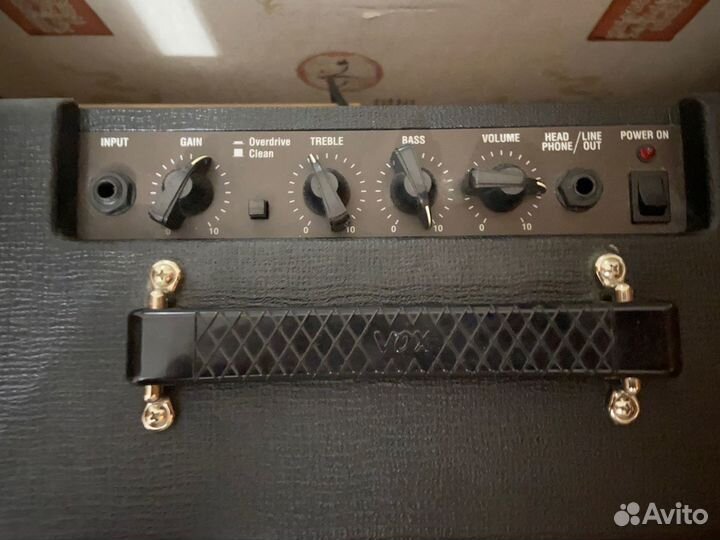 Комбоусилитель Vox Pathfinder 10