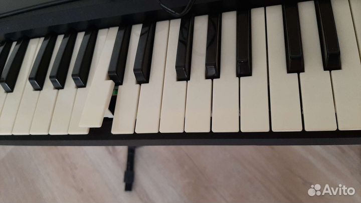 Синтезатор Supra SKB-495U