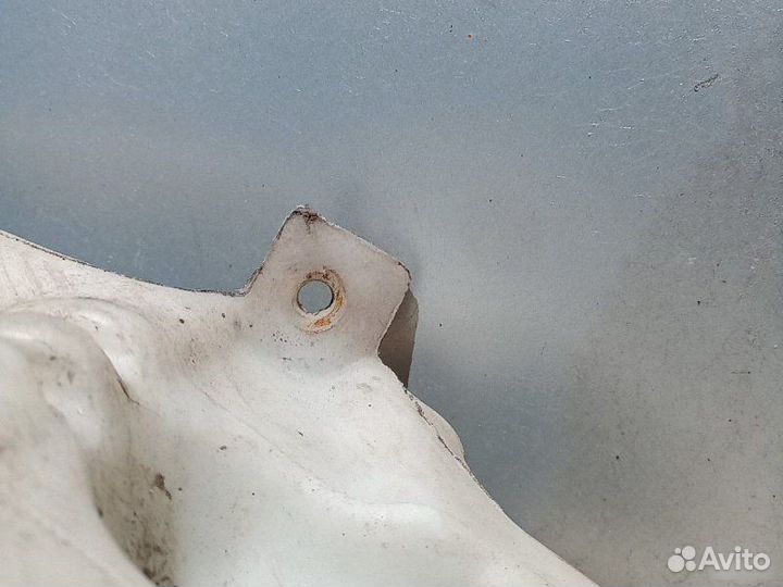 Бачок омывателя лобового стекла Opel Vectra B