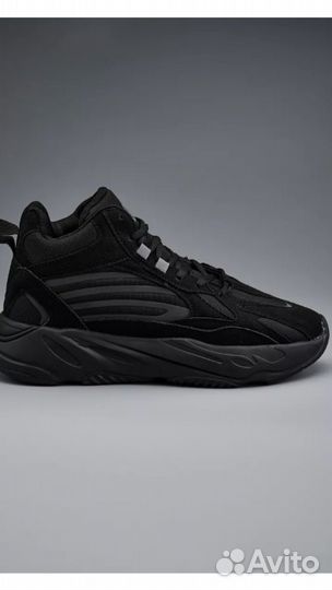 Новые теплые 39,41размеров кроссы