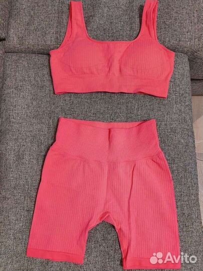 Спортивный комплект для фитнеса