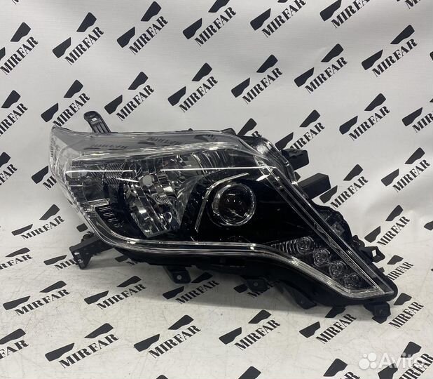 Фара правая Toyota Land Cruiser Prado 2013-2017 Ре