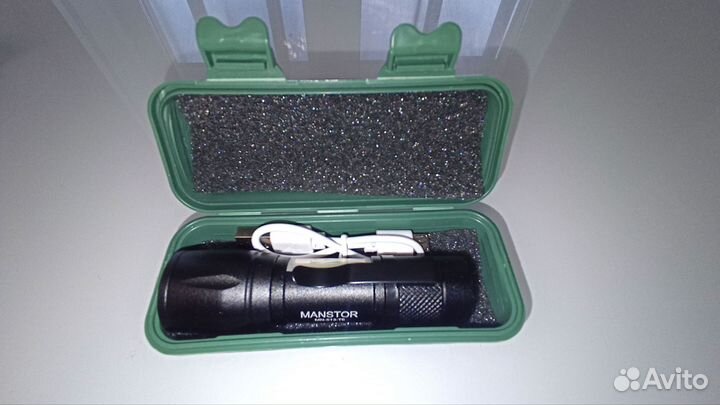 Фонарик аккумуляторный