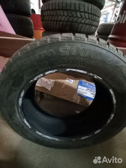 Резина зимняя 185 60 r15