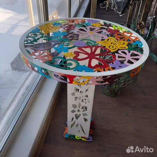 Столик кованый