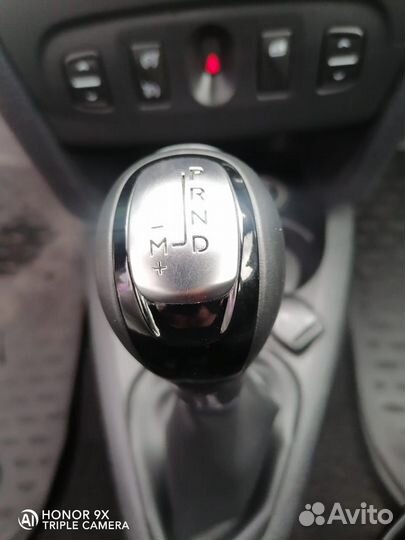 Renault Sandero Stepway 1.6 AT, 2017, 37 900 км