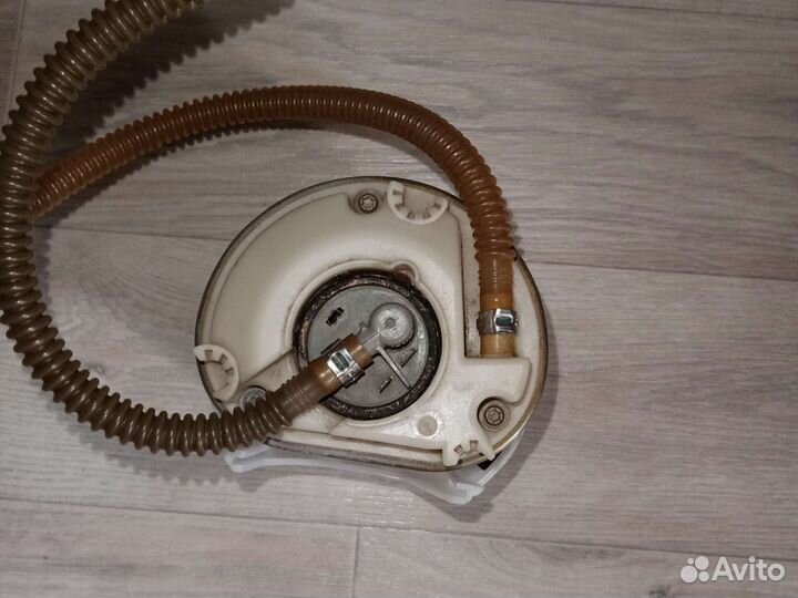 Насос топливный Ford