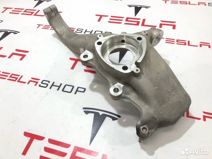 Кулак поворотный Tesla Model 3 2019 1044316-00-E