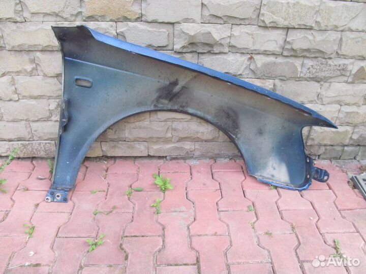Крыло переднее левое Audi A4 B7 2005-2008