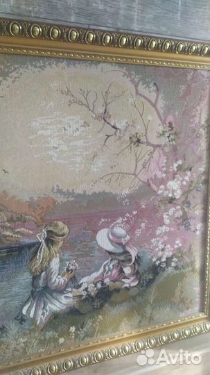 Картина из гобелена