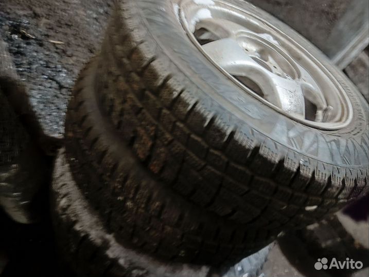 Зимние колеса r14 бу
