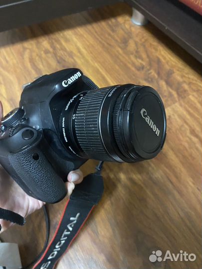 Зеркальный фотоаппарат canon 600d