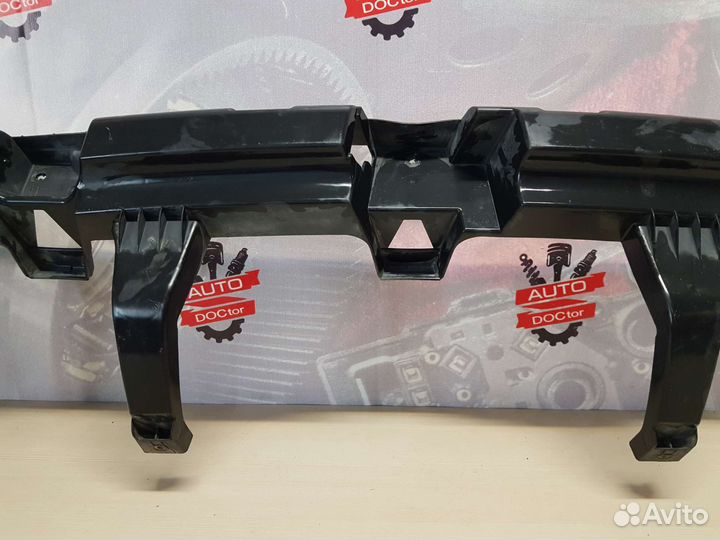 Усилитель заднего бампера Renault Duster 1 2014