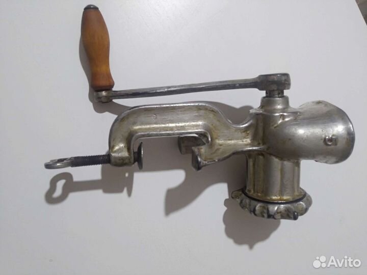 Чугунная мясорубка Касли