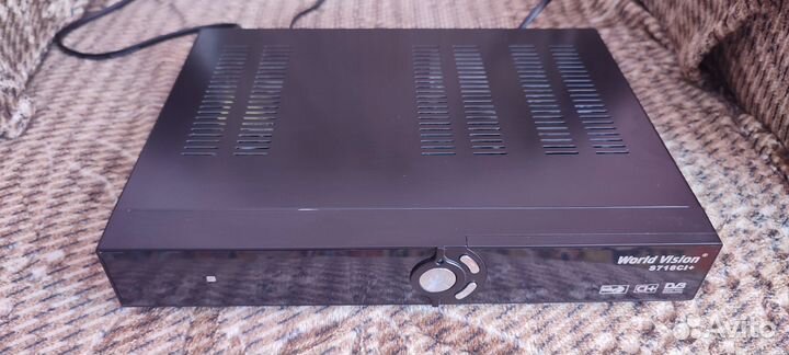 Спутниковый ресивер World Vision S718 CI+