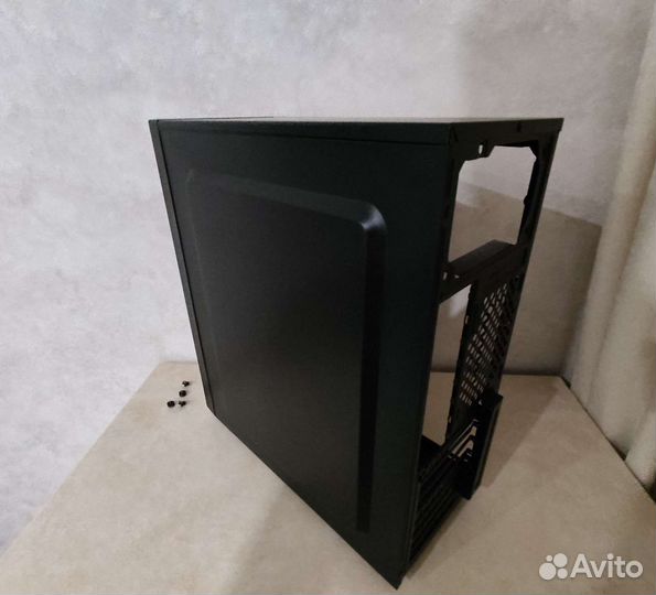 Корпус для компьютера (пк)